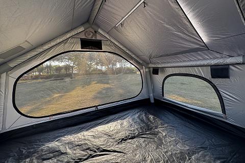 Фото палатка kyoda, apl-5009, 4 стороны, надувной каркас, пол, размер 360 x 250 x 228 мм